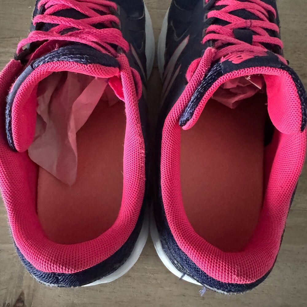 New Balance 490v4 Women's Running Shoes Sneakers Navy Blue & Pink Size 9 W490CN4 - Picture 8 of 11